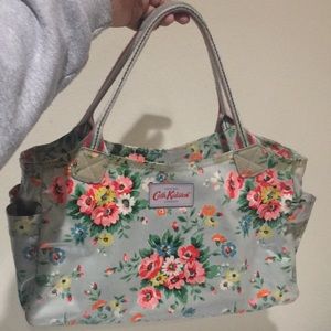 Cath Kidston floral zip tote bag 🥰